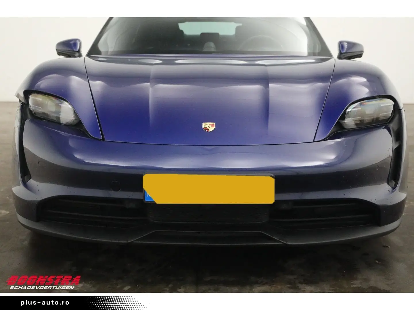 PORSCHE Taycan 4S Performance 93kWh Chrono PASM PDLS  36