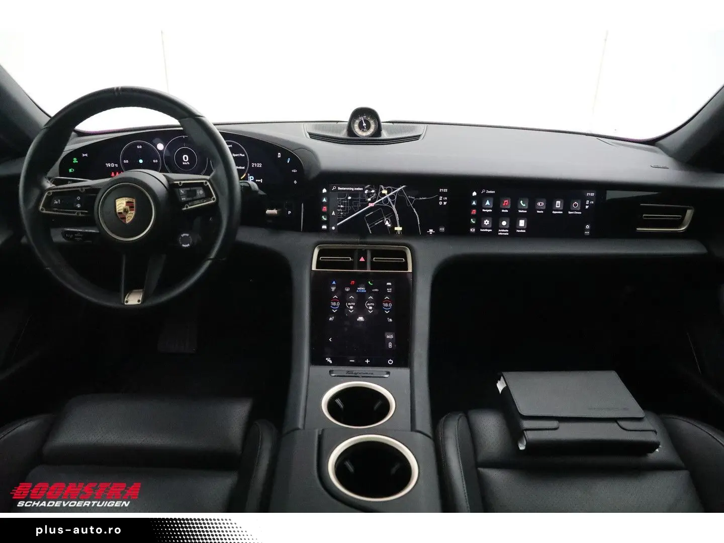 PORSCHE Taycan 4S Performance 93kWh Chrono PASM PDLS  36