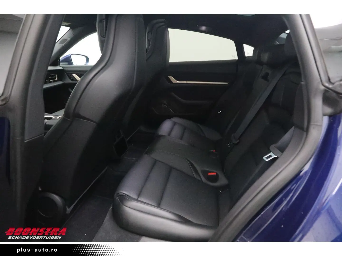 PORSCHE Taycan 4S Performance 93kWh Chrono PASM PDLS  36