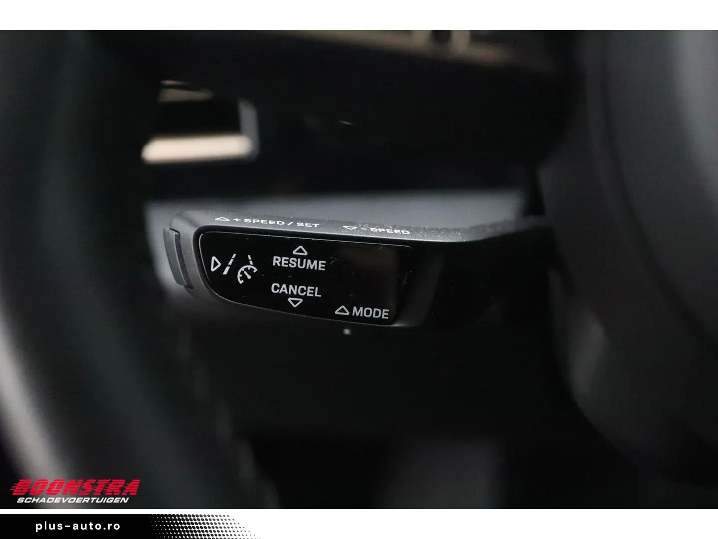 PORSCHE Taycan 4S Performance 93kWh Chrono PASM PDLS  36