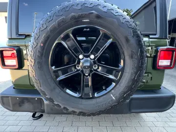 JEEP Wrangler Unlimited Sport Hardtop (Cabrio)