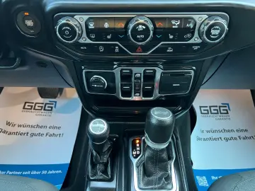 JEEP Wrangler Unlimited Sport Hardtop (Cabrio)