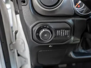 Jeep Wrangler Unlimited Sport 3.0 Softtop NAVI KLIMA