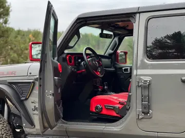 Jeep WRANGLER UNLIMITED SPORT  3.0D AWD