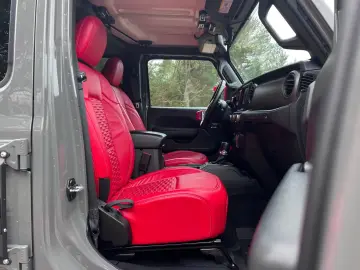 Jeep WRANGLER UNLIMITED SPORT  3.0D AWD