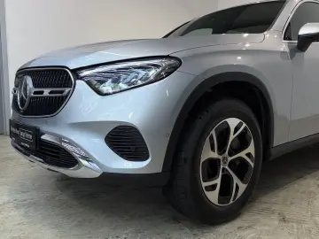 MERCEDES-BENZ GLC 300 e 4M Avantgarde Distronic Memo…
