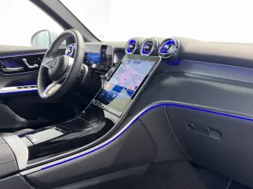 MERCEDES-BENZ GLC 300 e 4M Avantgarde Distronic Memo…