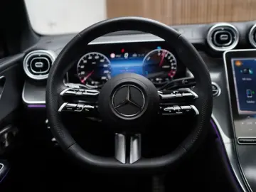 MERCEDES-BENZ GLC 300e 4M AMG   Massage   HUD   Digi…