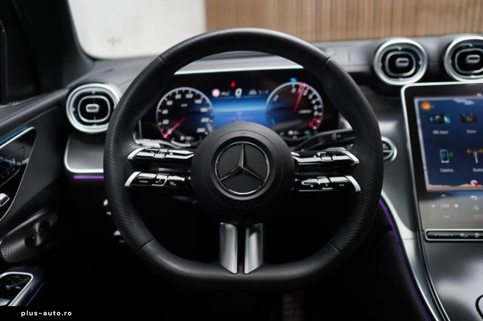 MERCEDES-BENZ GLC 300e 4M AMG   Massage   HUD   Digi&hellip;