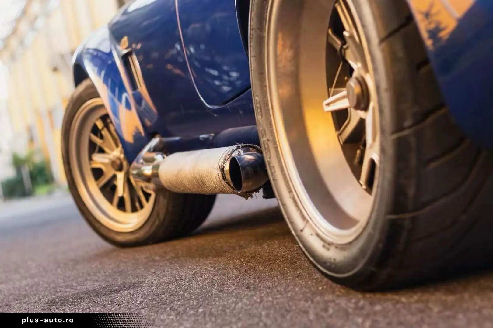 Ford AC Cobra ROUSH 7.0