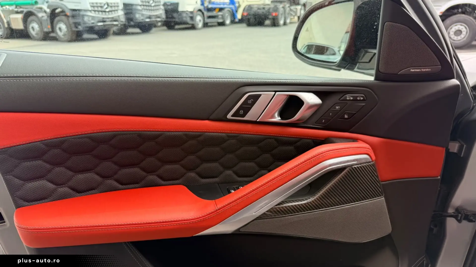 BMW X6 M Competition 21-22  Pano Carbon LED H&K
