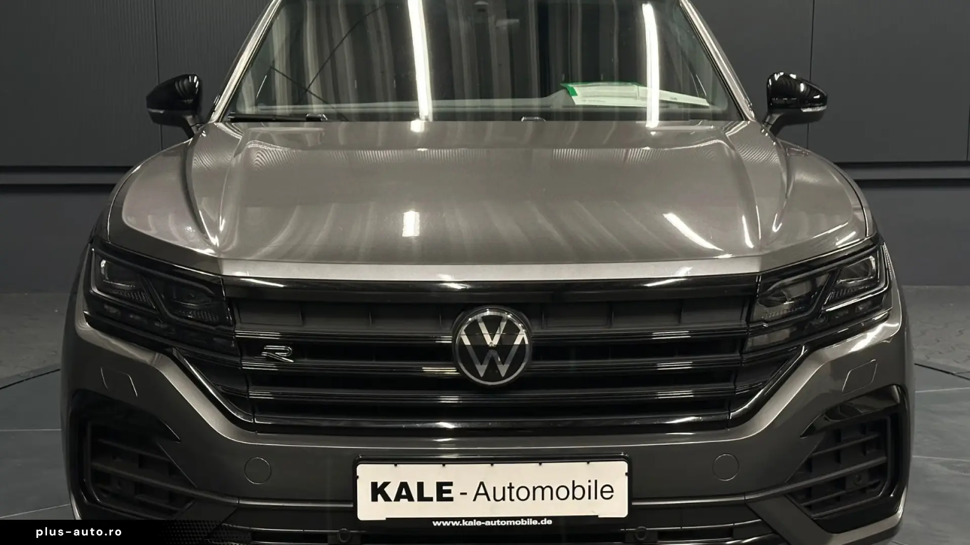 Volkswagen Touareg R-Line 4Motion Black Style