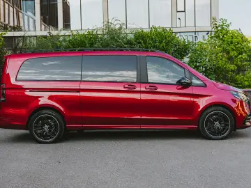 Mercedes-Benz V300d 4Matic Extralong