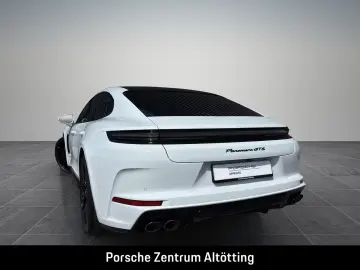 Porsche Panamera GTS