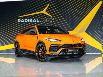 Lamborghini Urus Pearl Capsule Carbon