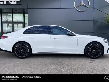 MERCEDES-BENZ E 220 d AMG Night 20  Distronic Ambiente