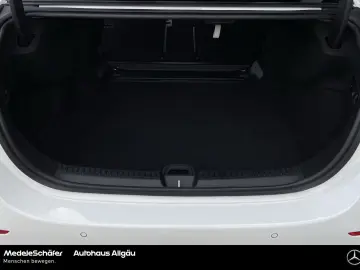 MERCEDES-BENZ E 220 d AMG Night 20  Distronic Ambiente