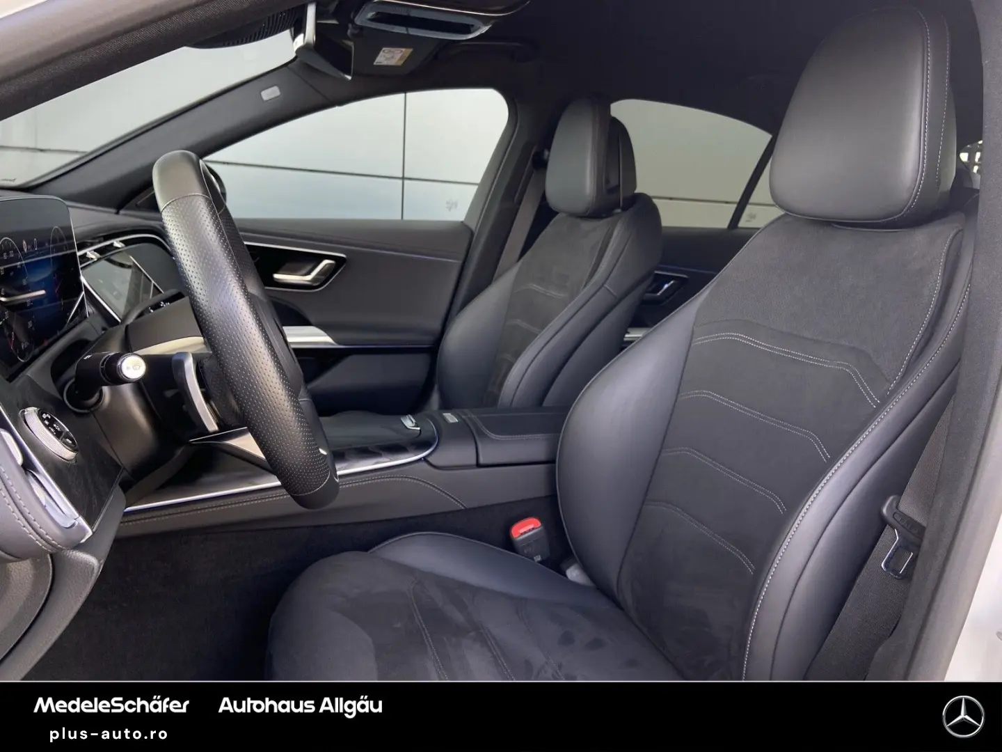 MERCEDES-BENZ E 220 d AMG Night 20  Distronic Ambiente