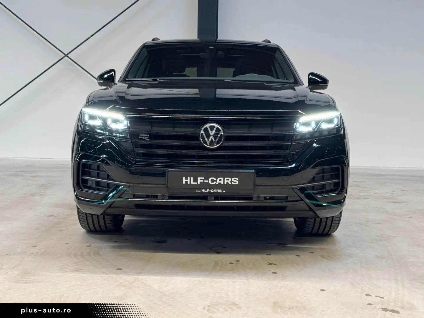VW TOUAREG R-LINE 4M. 3.0TDI LUFTFEDER PANO