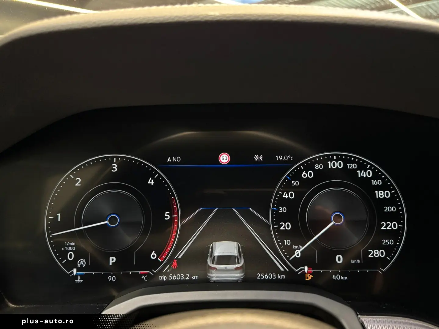 VW TOUAREG R-LINE 4M. 3.0TDI LUFTFEDER PANO
