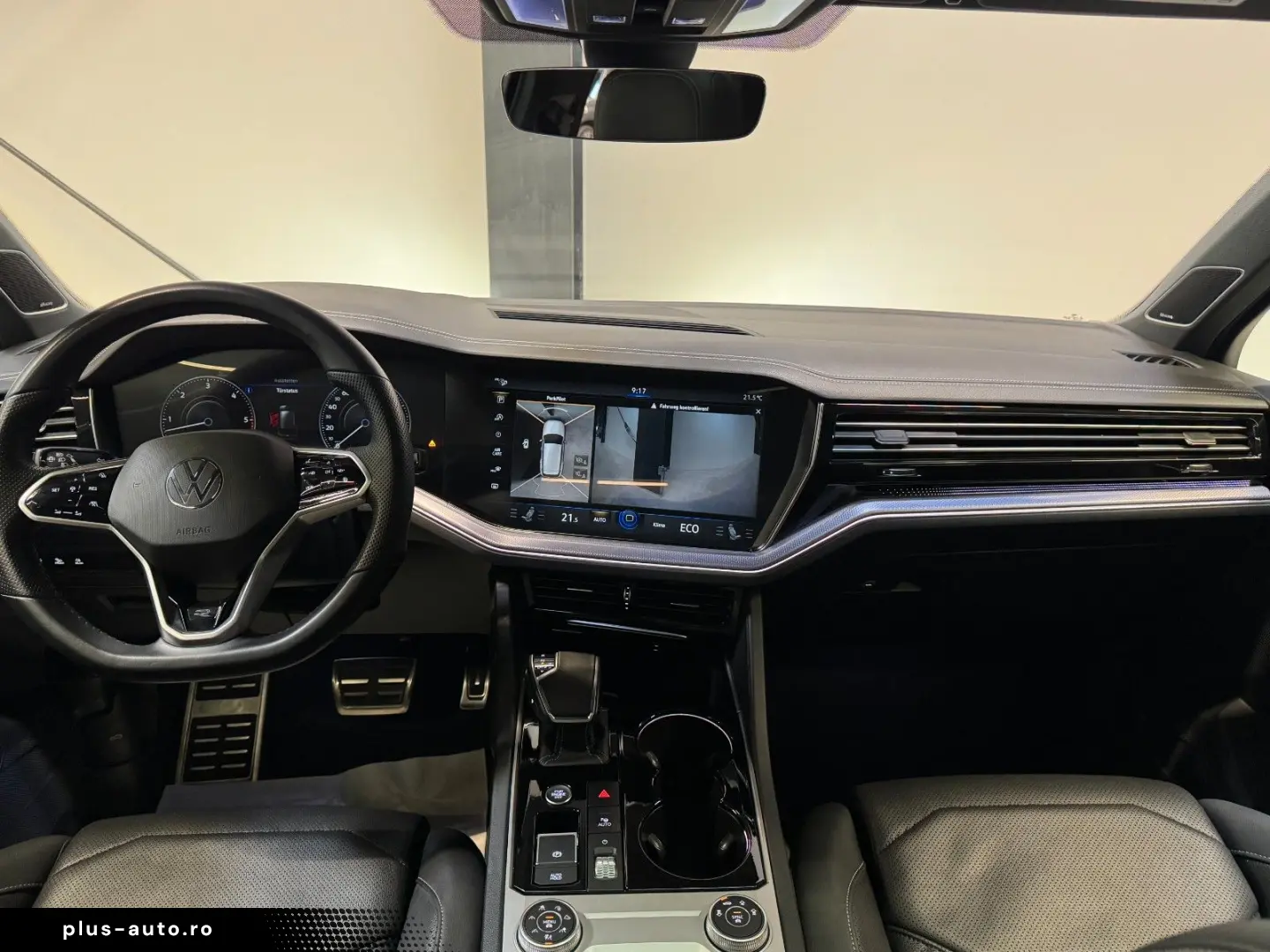 VW TOUAREG R-LINE 4M. 3.0TDI LUFTFEDER PANO