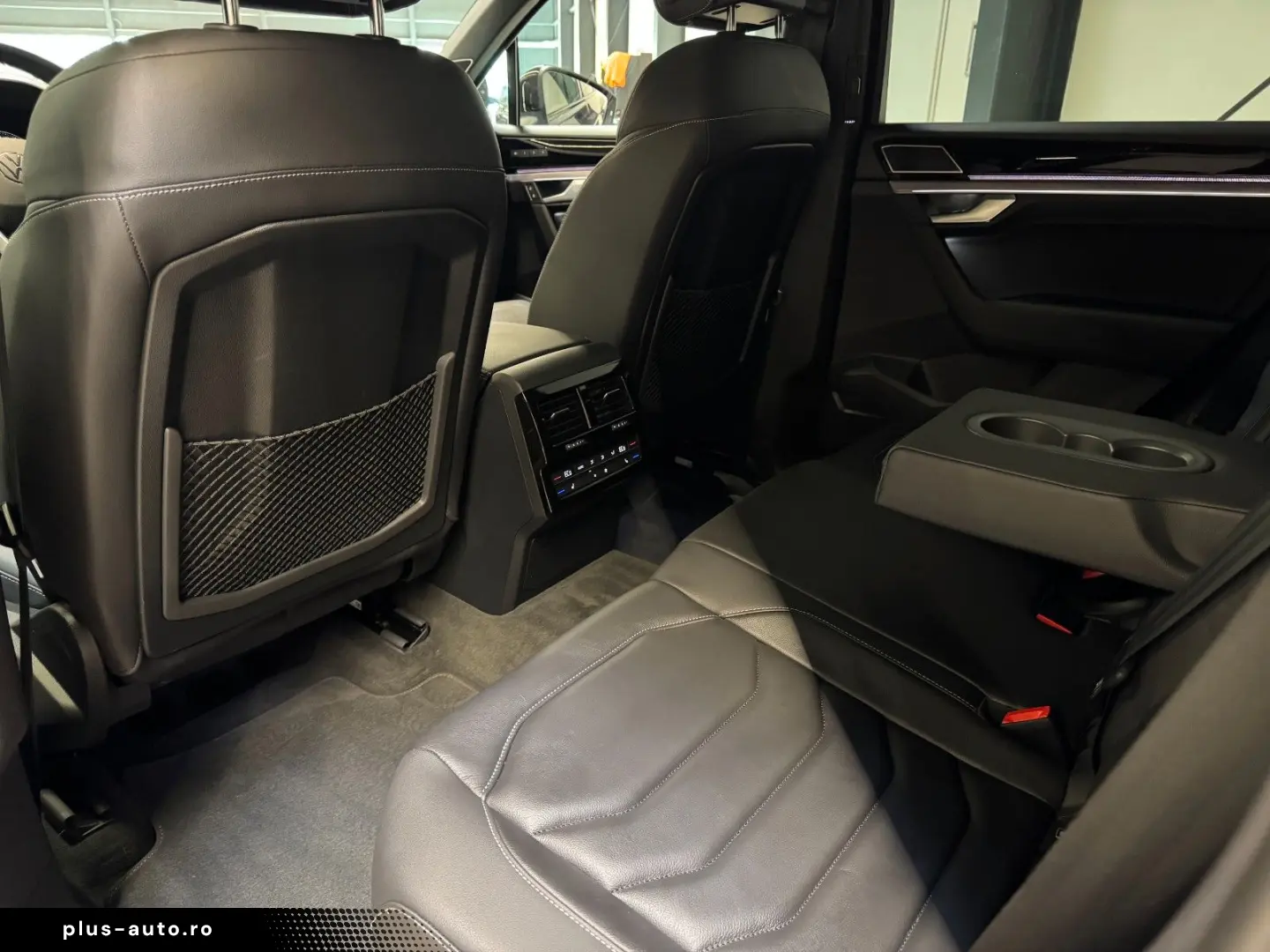 VW TOUAREG R-LINE 4M. 3.0TDI LUFTFEDER PANO