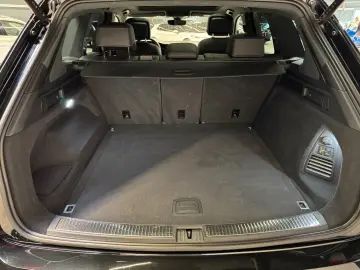 VW TOUAREG R-LINE 4M. 3.0TDI LUFTFEDER PANO