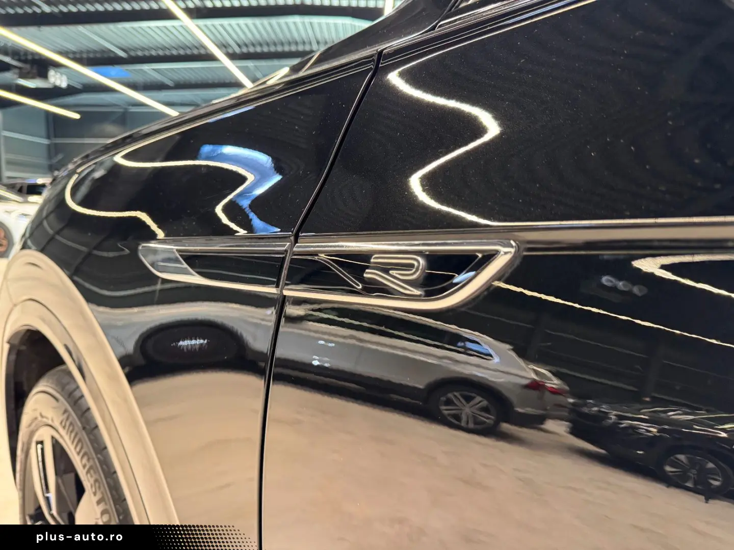 VW TOUAREG R-LINE 4M. 3.0TDI LUFTFEDER PANO