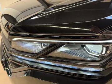 VW TOUAREG R-LINE 4M. 3.0TDI LUFTFEDER PANO