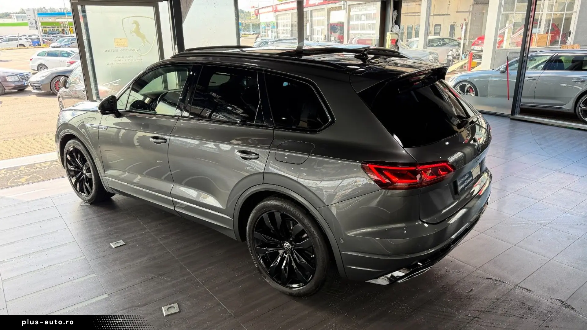 VOLKSWAGEN Touareg 2023 — imagine 7