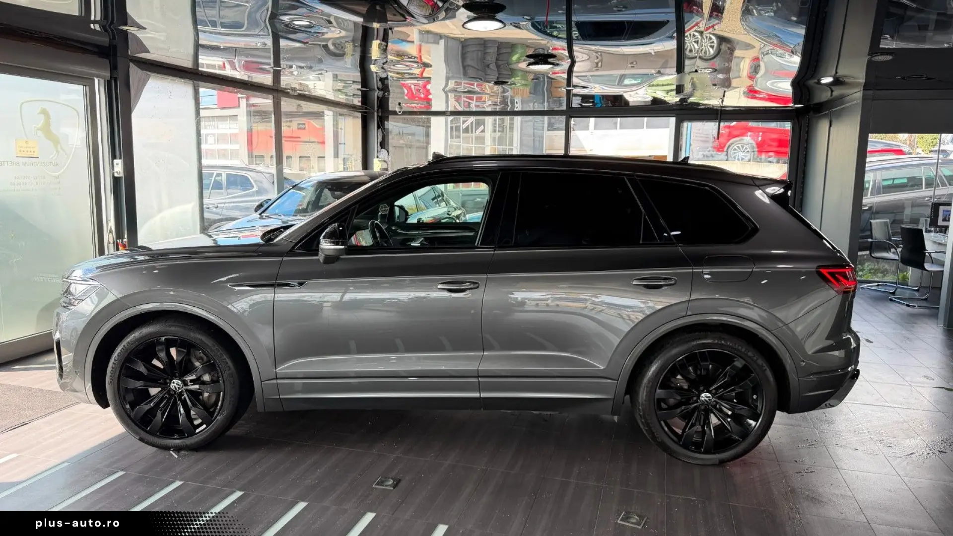 VOLKSWAGEN Touareg 2023 — imagine 8