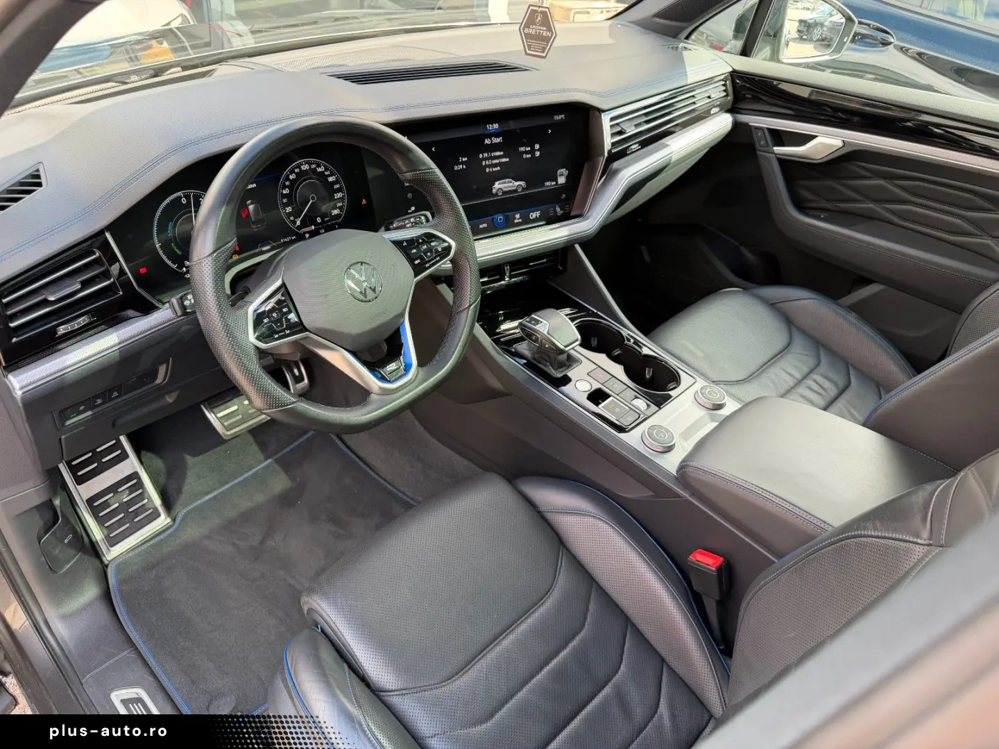 VOLKSWAGEN Touareg 2023 — imagine 10