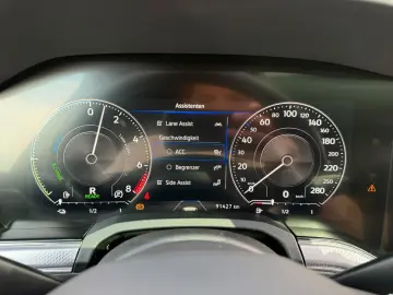 VW Touareg 3.0 R eHybrid 4M Pano ACC Soft Luft HuD