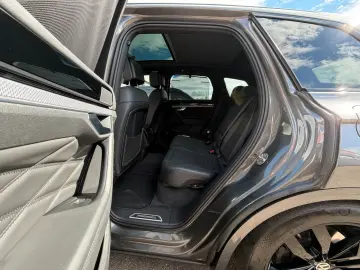 VW Touareg 3.0 R eHybrid 4M Pano ACC Soft Luft HuD