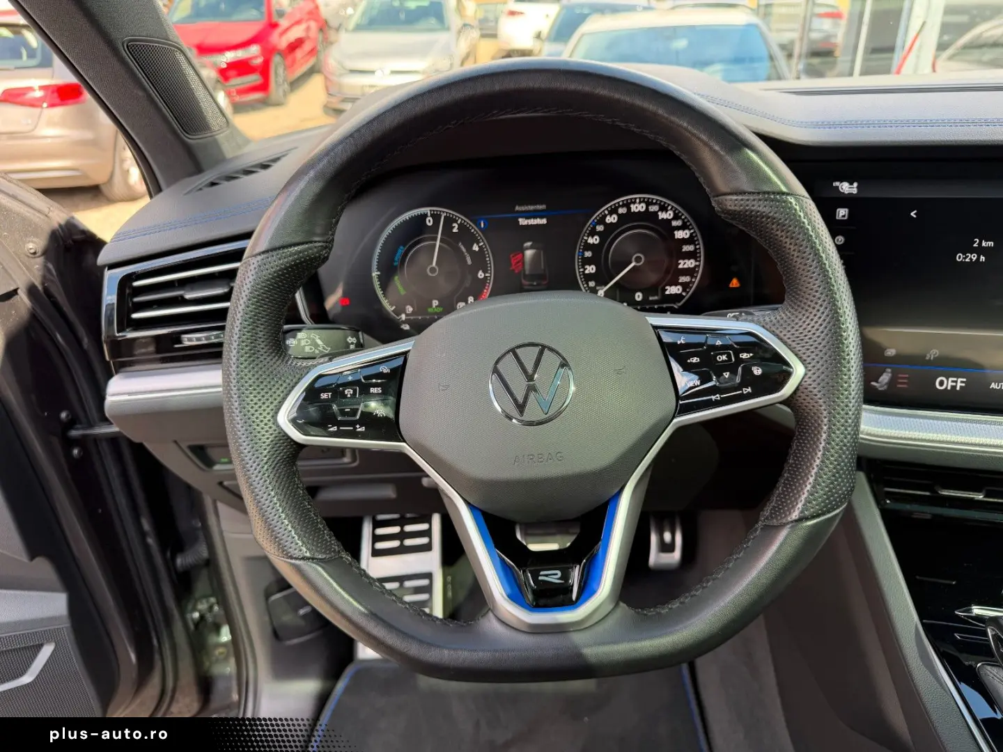 VOLKSWAGEN Touareg 2023 — imagine 19