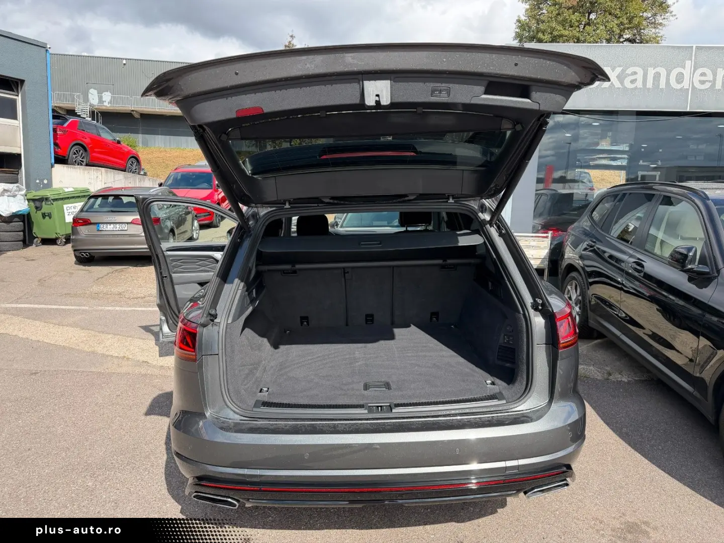 VOLKSWAGEN Touareg 2023 — imagine 20