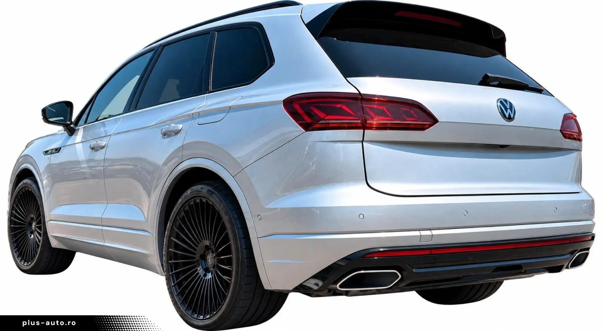 VW Touareg R eHybrid 4Motion Pano