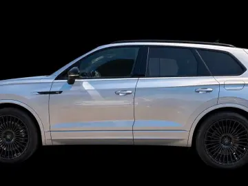 VW Touareg R eHybrid 4Motion Pano