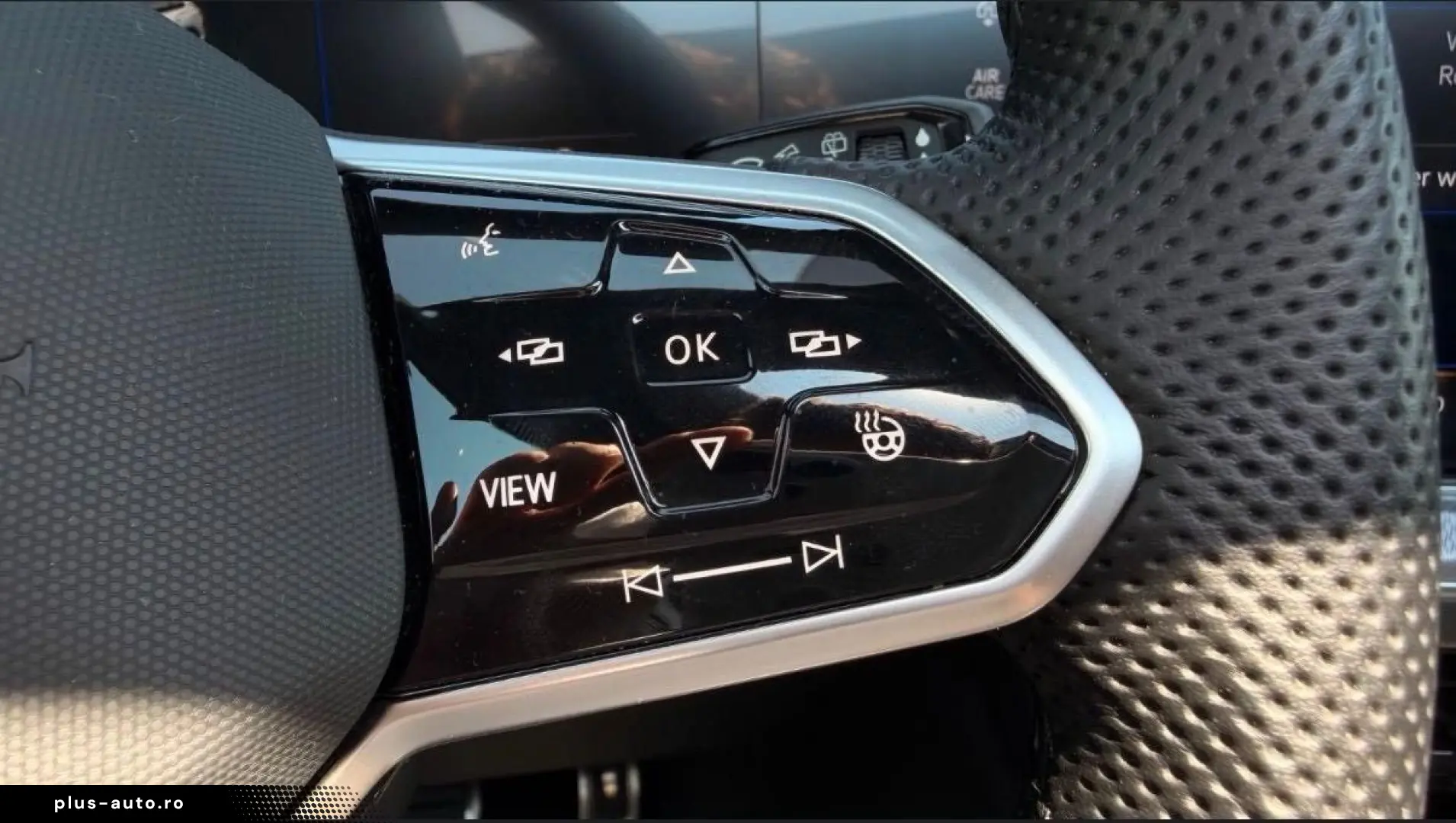 VW Touareg R eHybrid 4Motion Pano