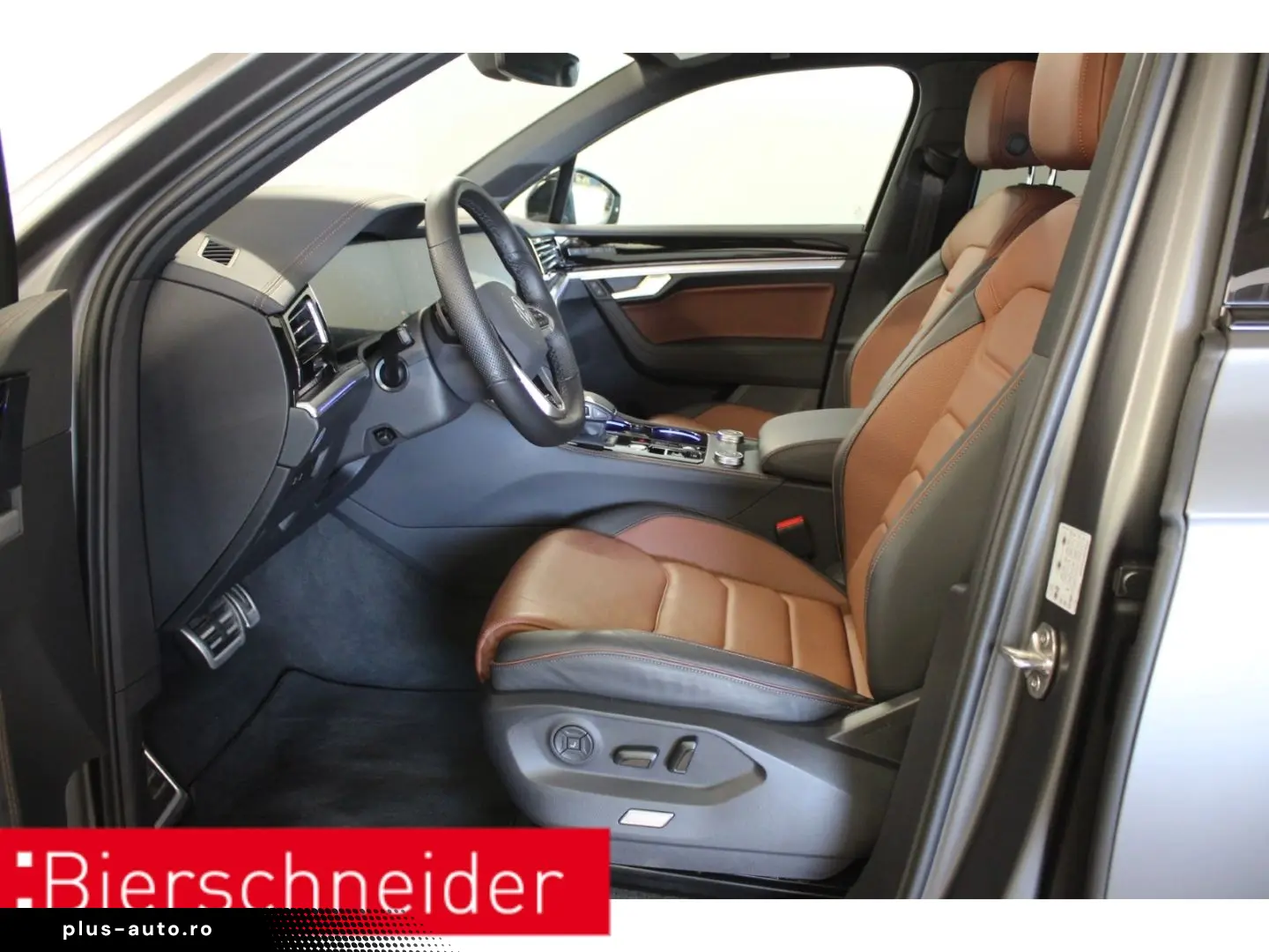 VW Touareg 3.0 TDI R-Line Black 22 MATT AHK PANO