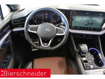 VW Touareg 3.0 TDI R-Line Black 22 MATT AHK PANO