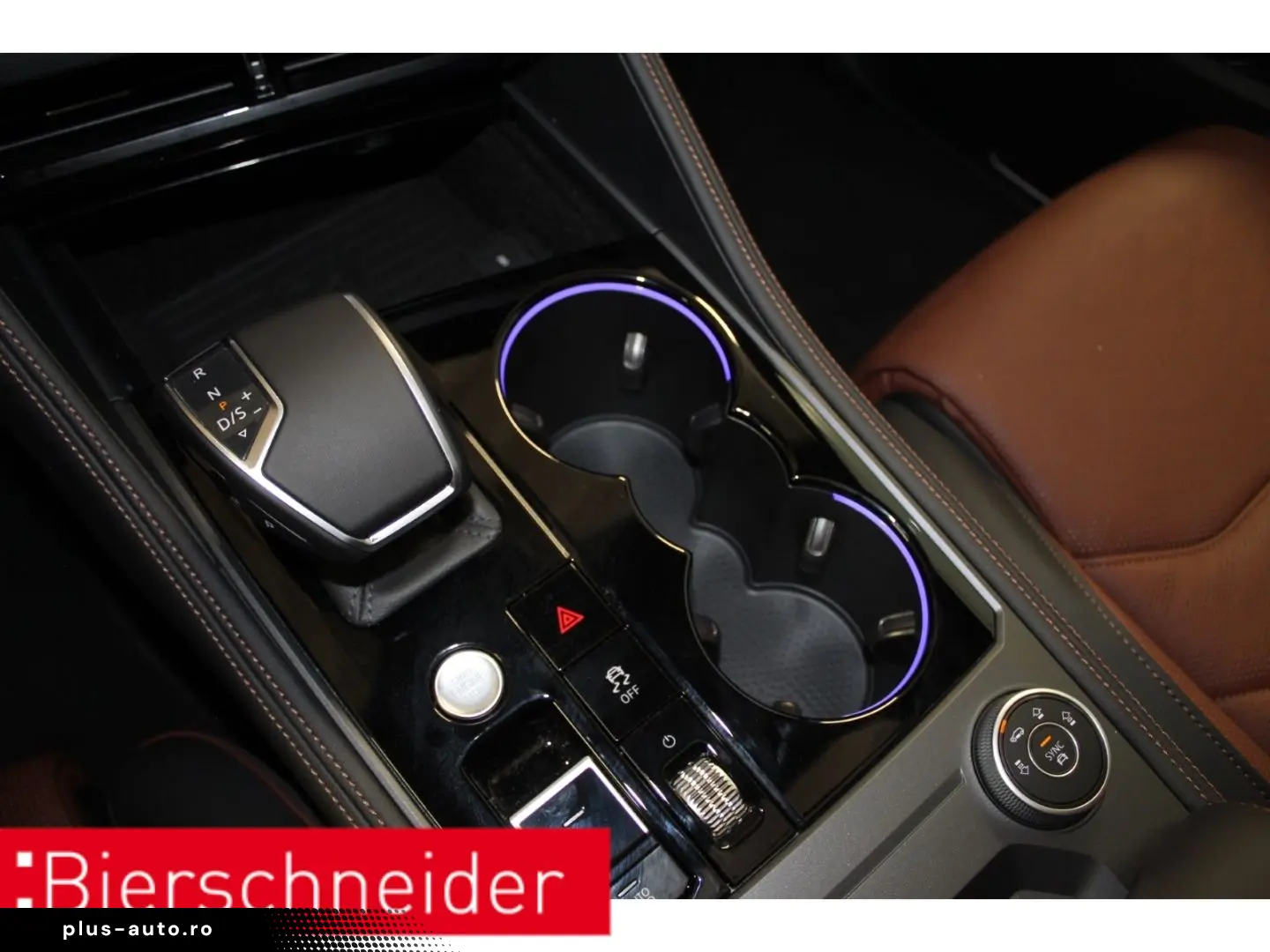 VW Touareg 3.0 TDI R-Line Black 22 MATT AHK PANO