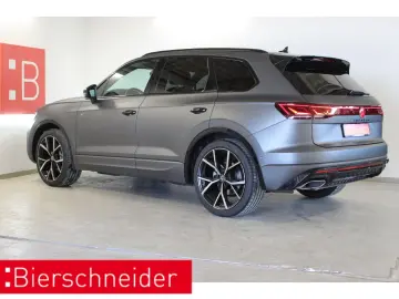 VW Touareg 3.0 TDI R-Line Black 22 MATT AHK PANO