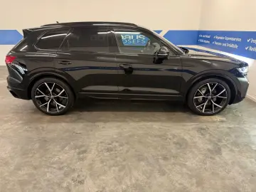 VW Touareg 3.0 TDI R-Line Black Style Panorama