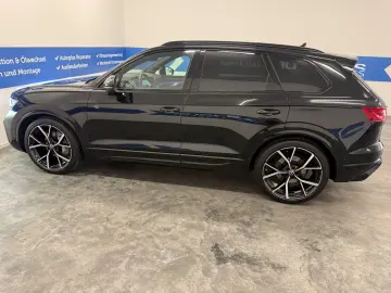 VW Touareg 3.0 TDI R-Line Black Style Panorama