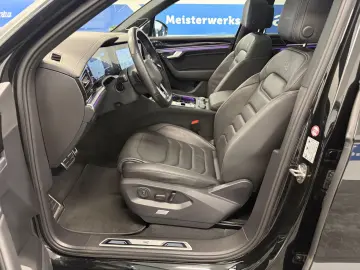 VW Touareg 3.0 TDI R-Line Black Style Panorama