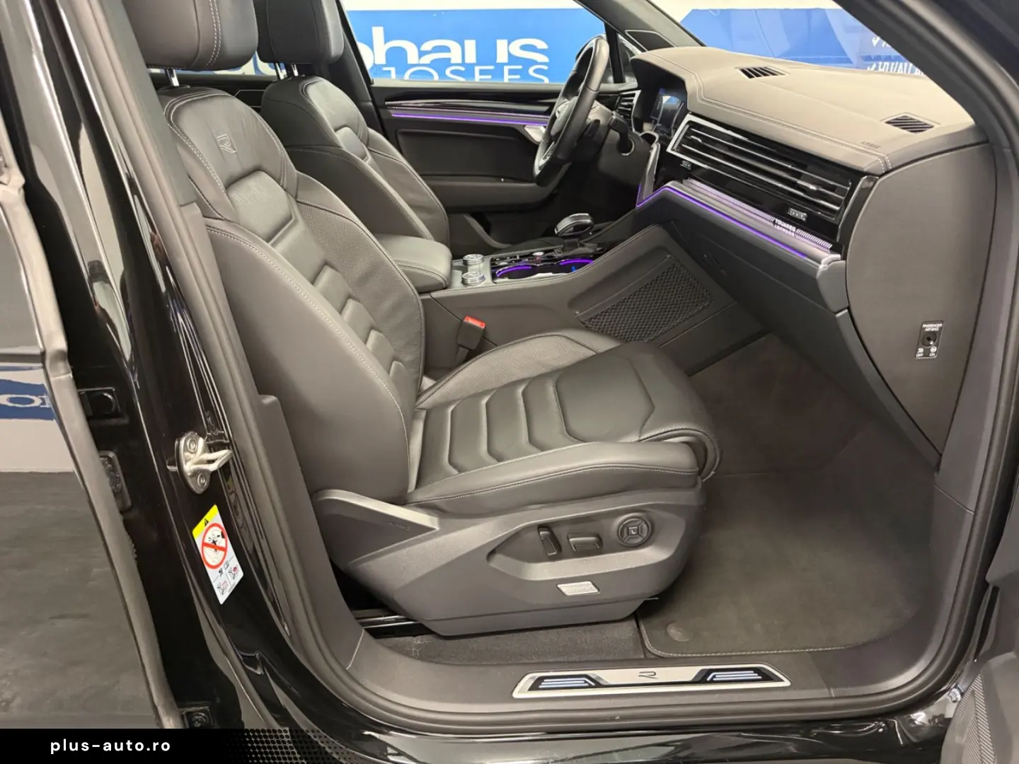 VW Touareg 3.0 TDI R-Line Black Style Panorama