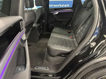 VW Touareg 3.0 TDI R-Line Black Style Panorama