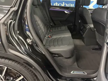 VW Touareg 3.0 TDI R-Line Black Style Panorama