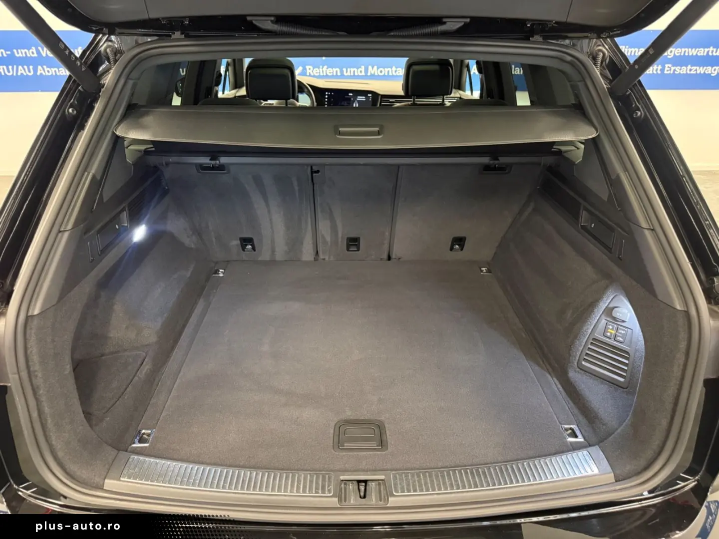 VW Touareg 3.0 TDI R-Line Black Style Panorama